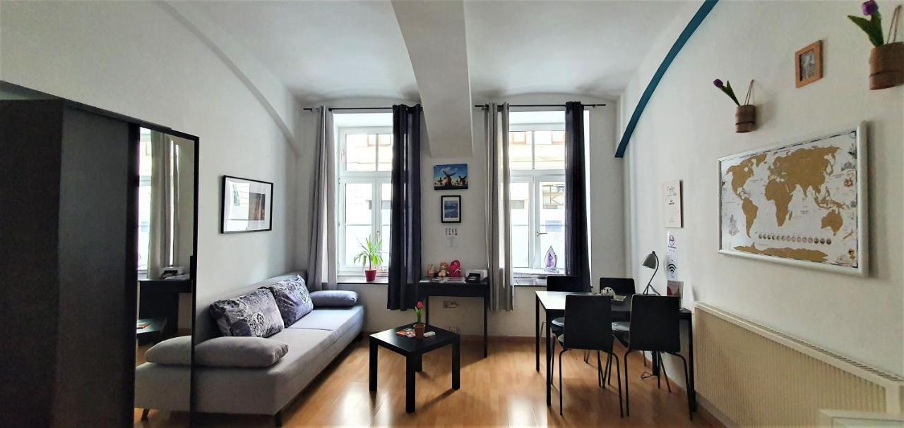 Msq Diana - 10 Min From Center - Free Coffee And Tea - High Speed Internet * Wiedeń