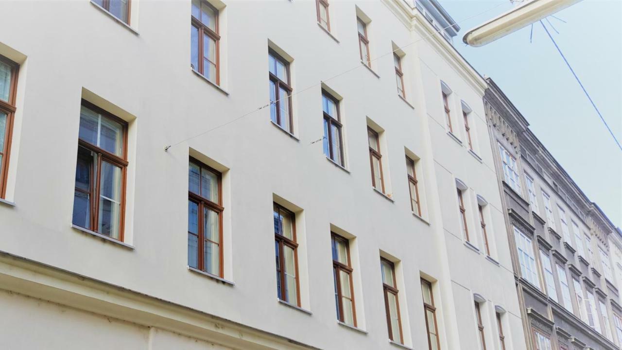 Msq Diana - 10 Min From Center - Free Coffee And Tea - High Speed Internet Apartament Wiedeń