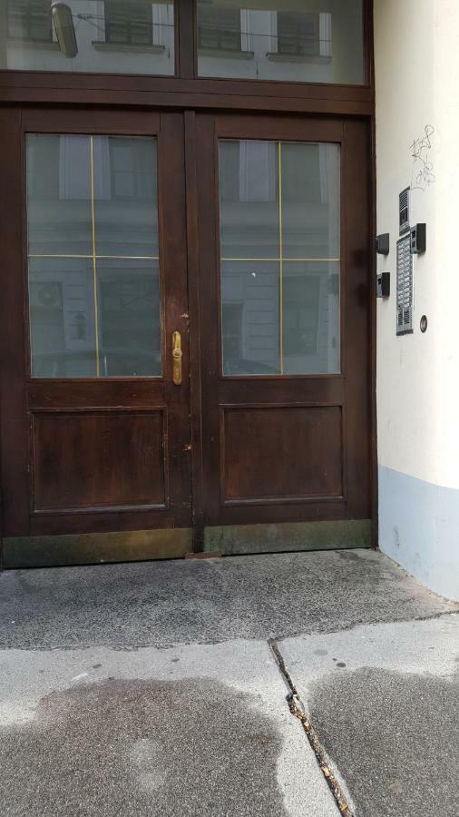 Msq Diana - 10 Min From Center - Free Coffee And Tea - High Speed Internet Appartement *